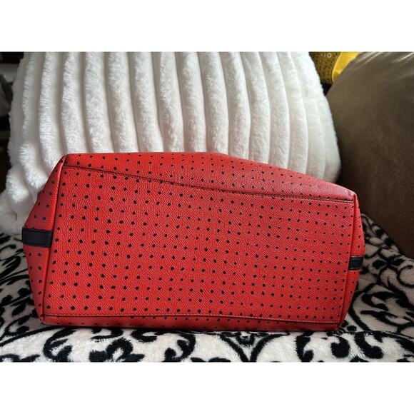 Coach Taxi Tote 36357 red bandana - Picture 3 of 9